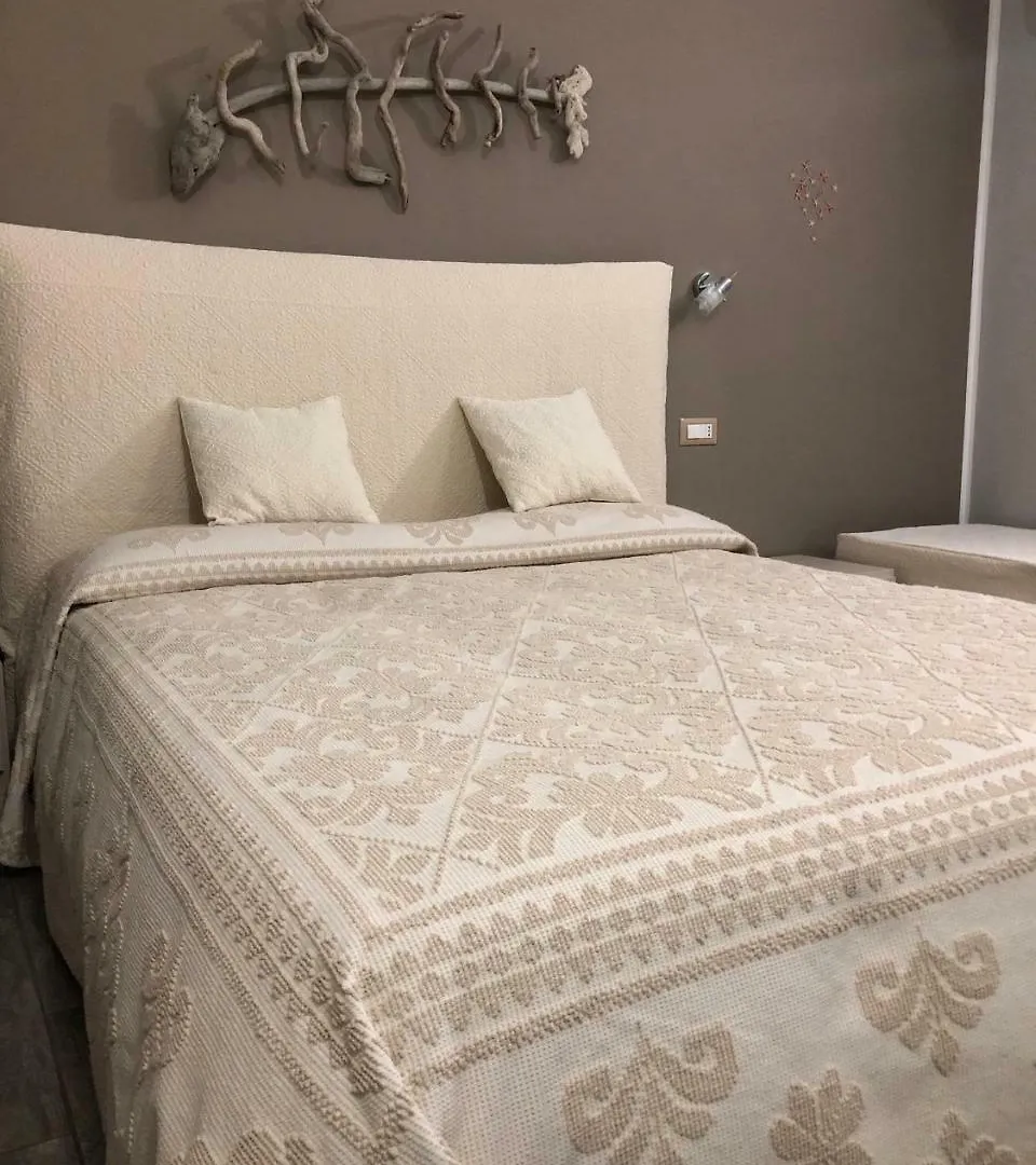 La Locanda Di Piazza By Hotel La Contessa سانتا تيريزا غالّورا
