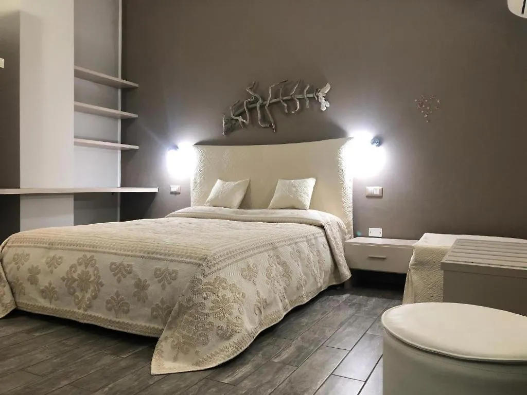 La Locanda di Piazza Santa Teresa di Gallura Affittacamere