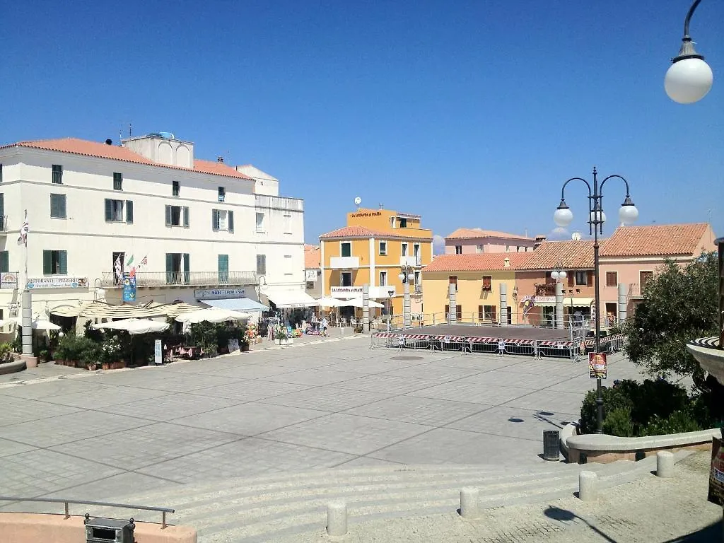 La Locanda di Piazza Santa Teresa di Gallura 3*,